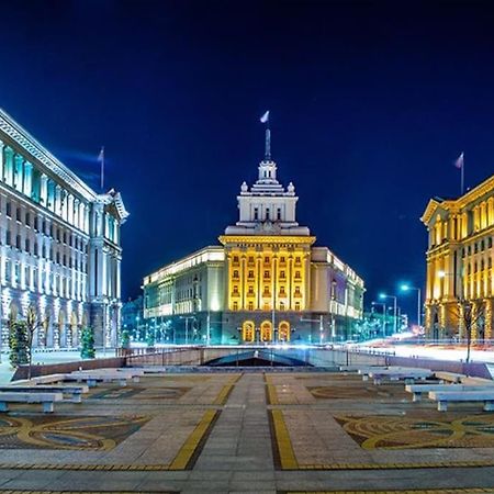 Cozy 1-Bedroom Flat In The Very Center Of Sofia Exterior foto